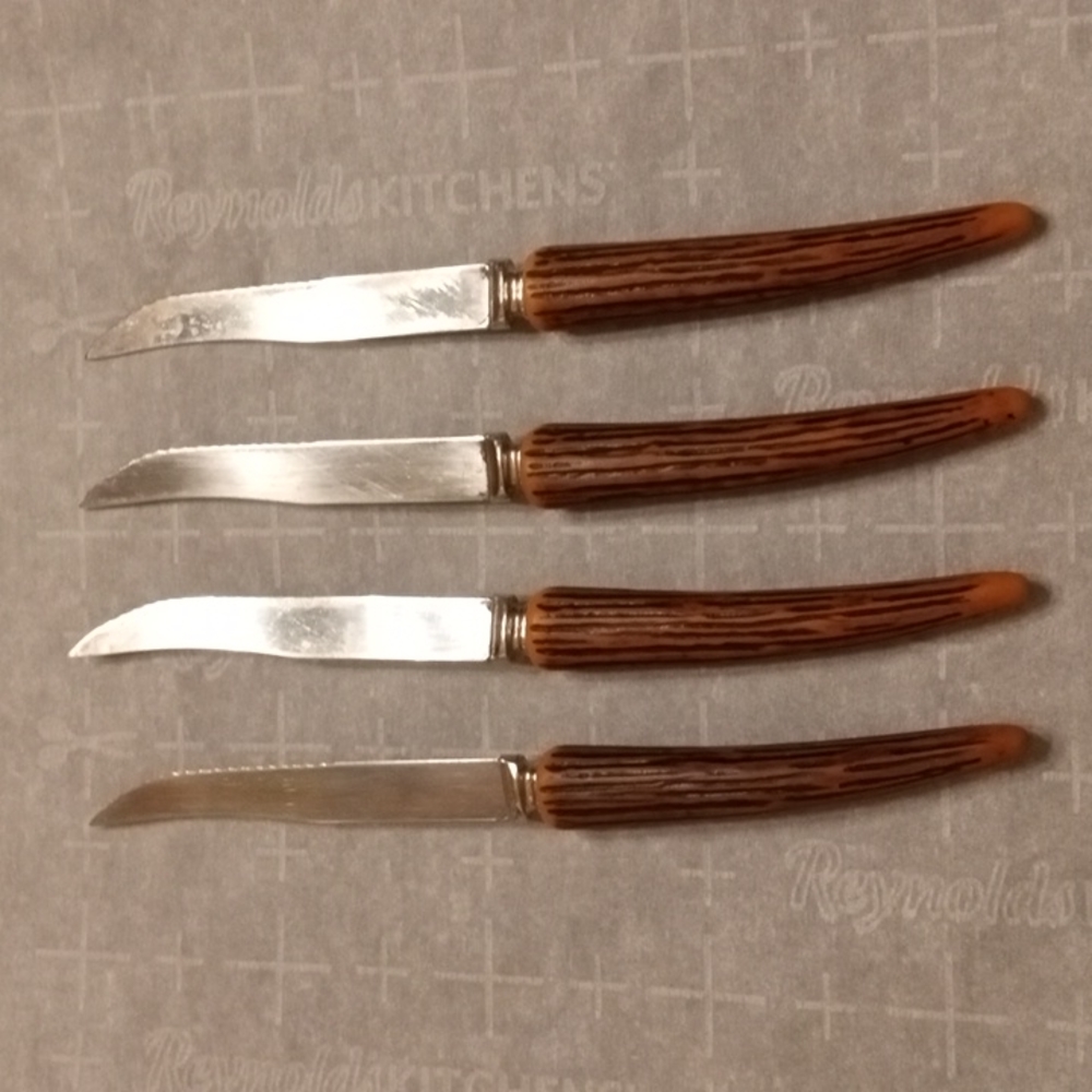 Vintage "Rippledge" Steak Knives